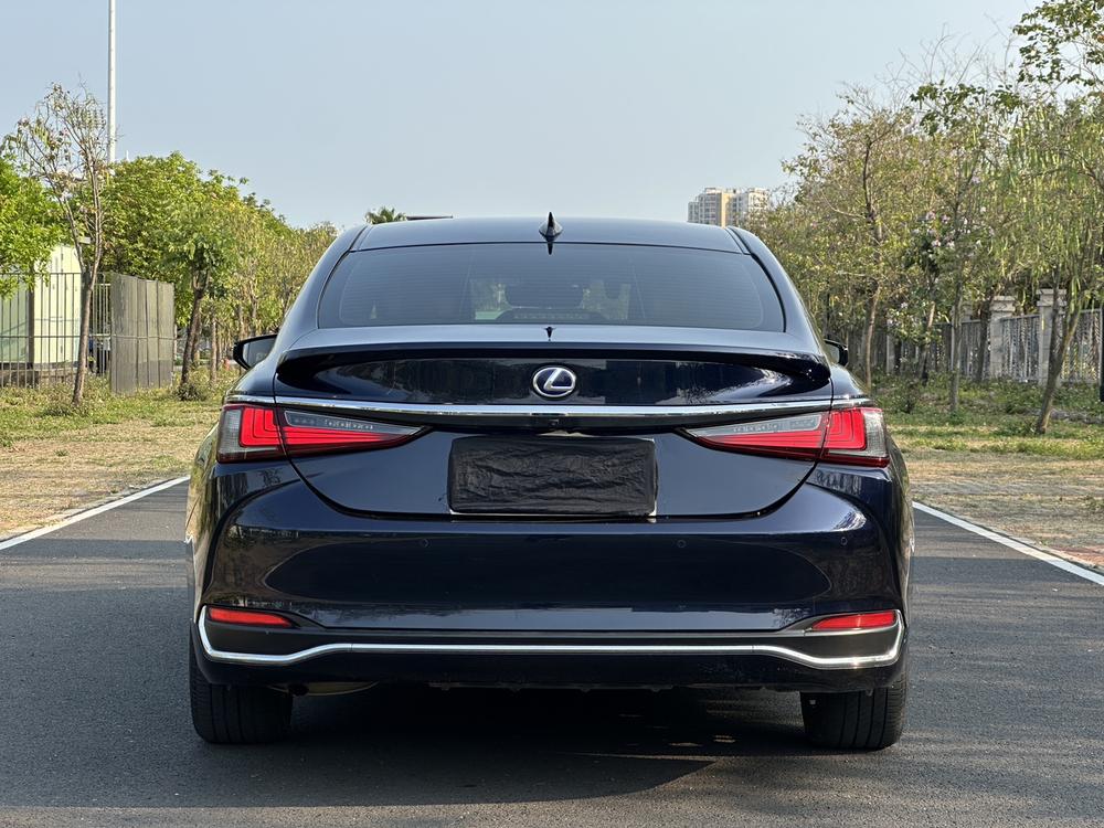 Lexus Lexus ES