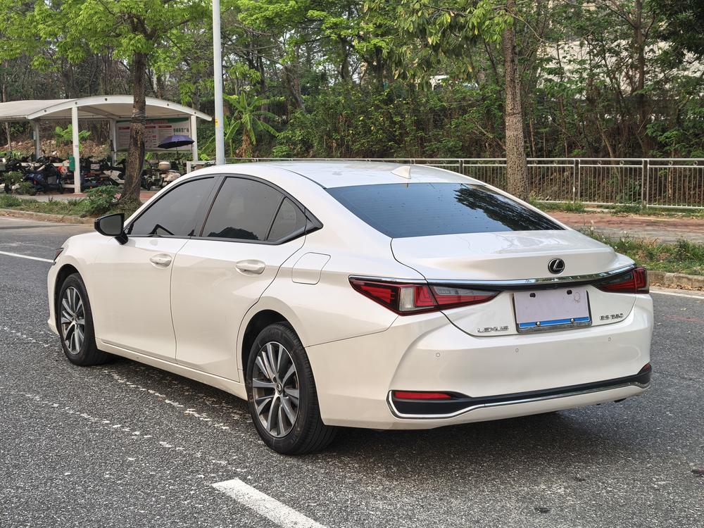 Lexus Lexus ES