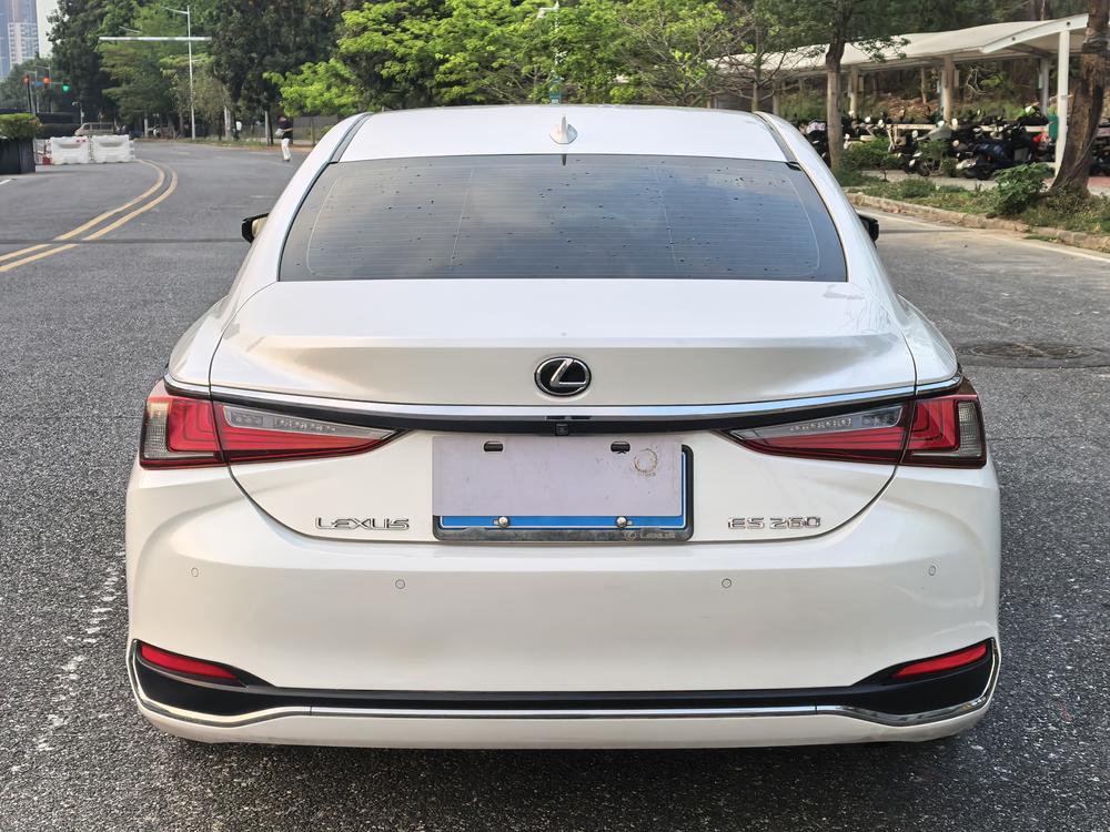 Lexus Lexus ES