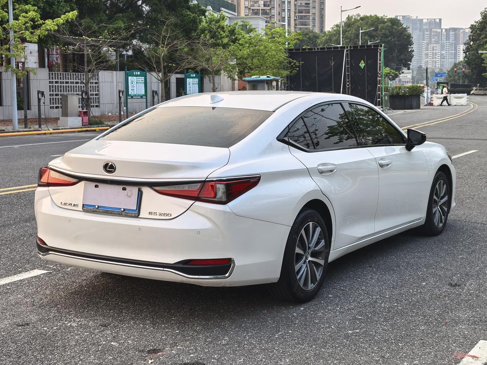 Lexus Lexus ES