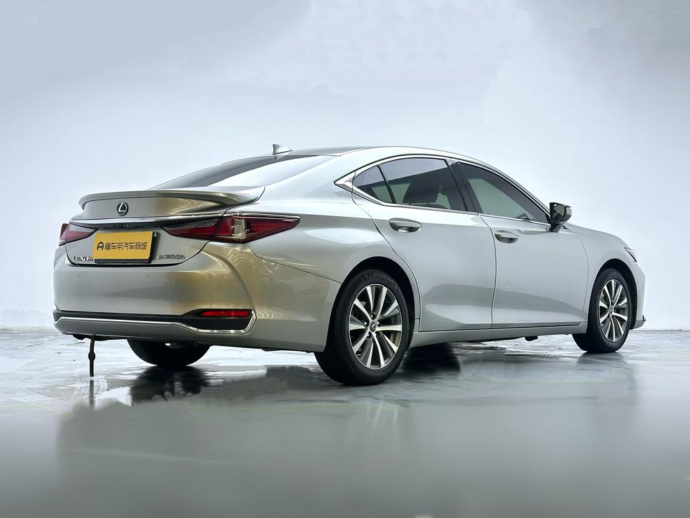 Lexus Lexus ES