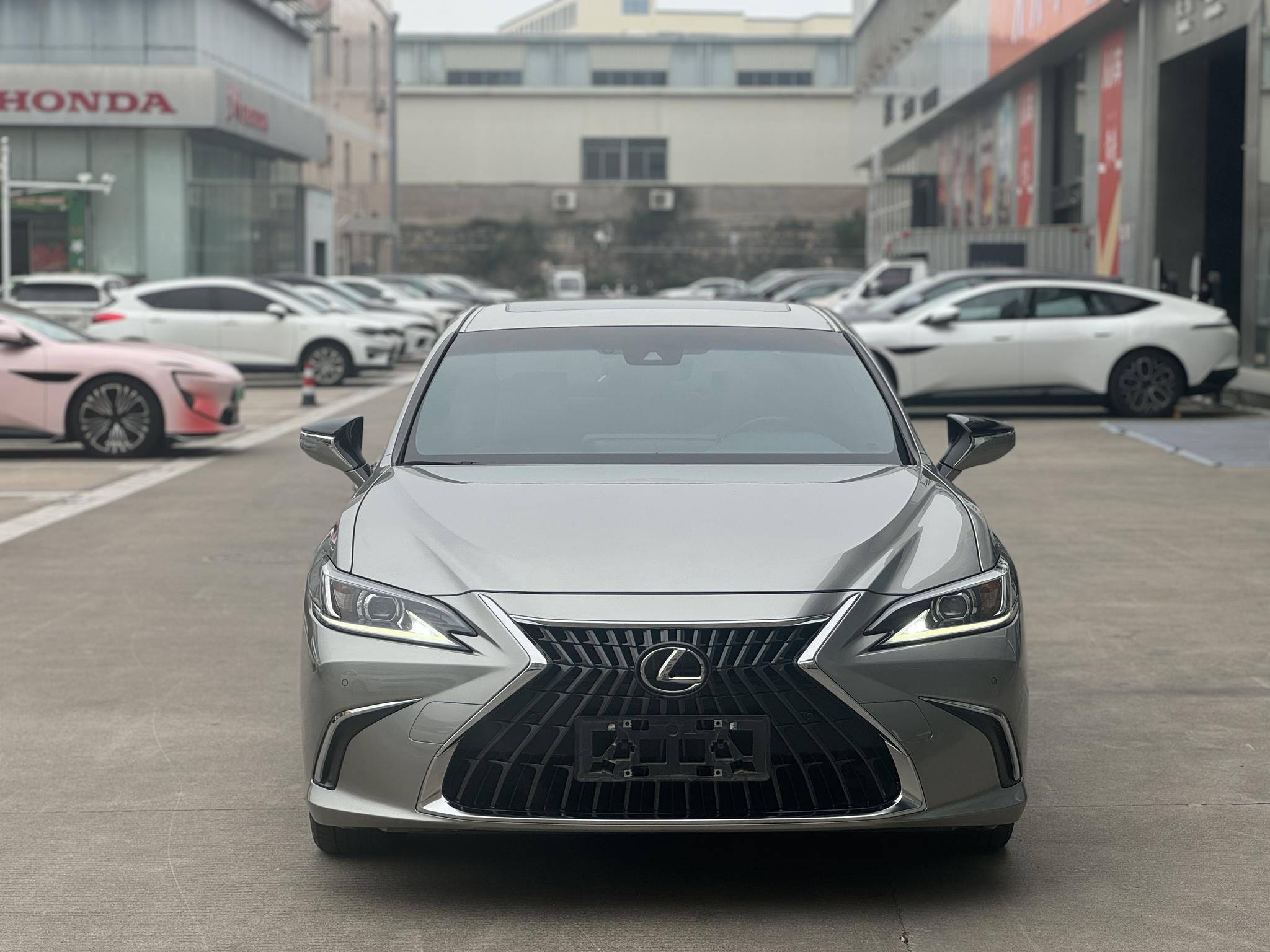 Lexus Lexus ES