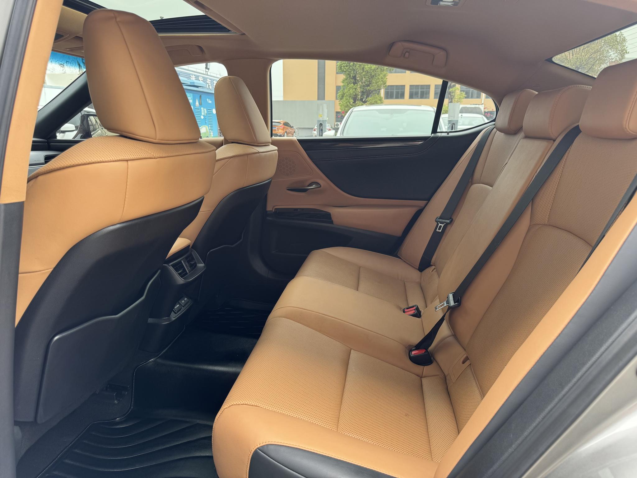 Lexus Lexus ES