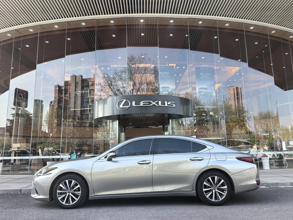 Lexus Lexus ES