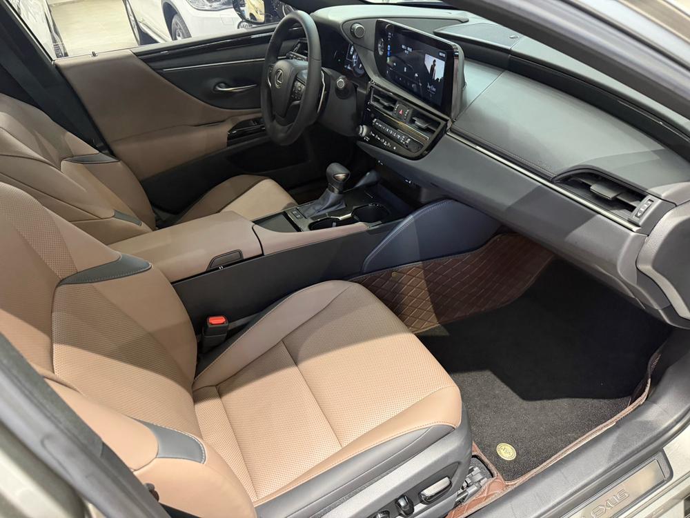 Lexus Lexus ES