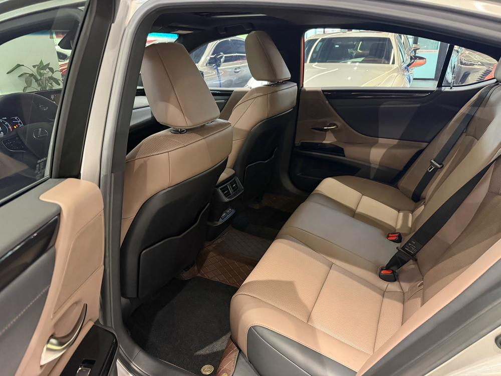 Lexus Lexus ES