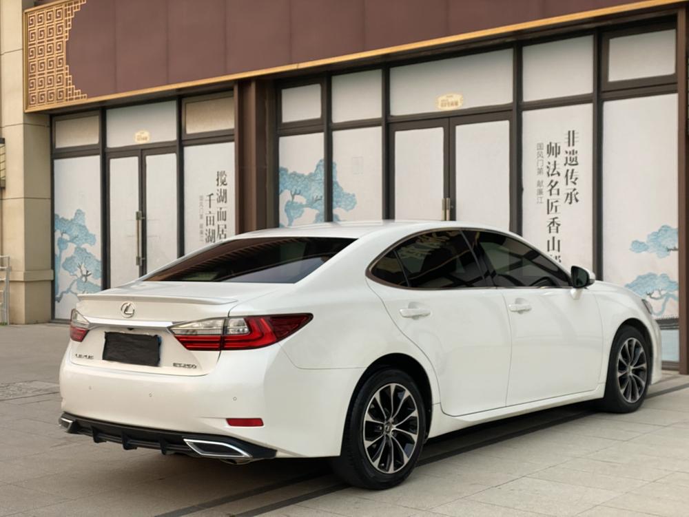 Lexus Lexus ES