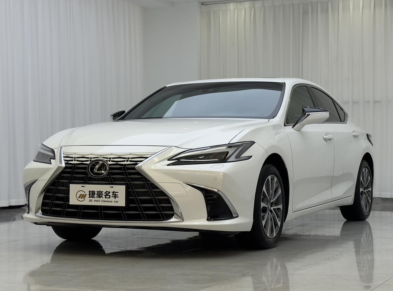 Lexus Lexus ES