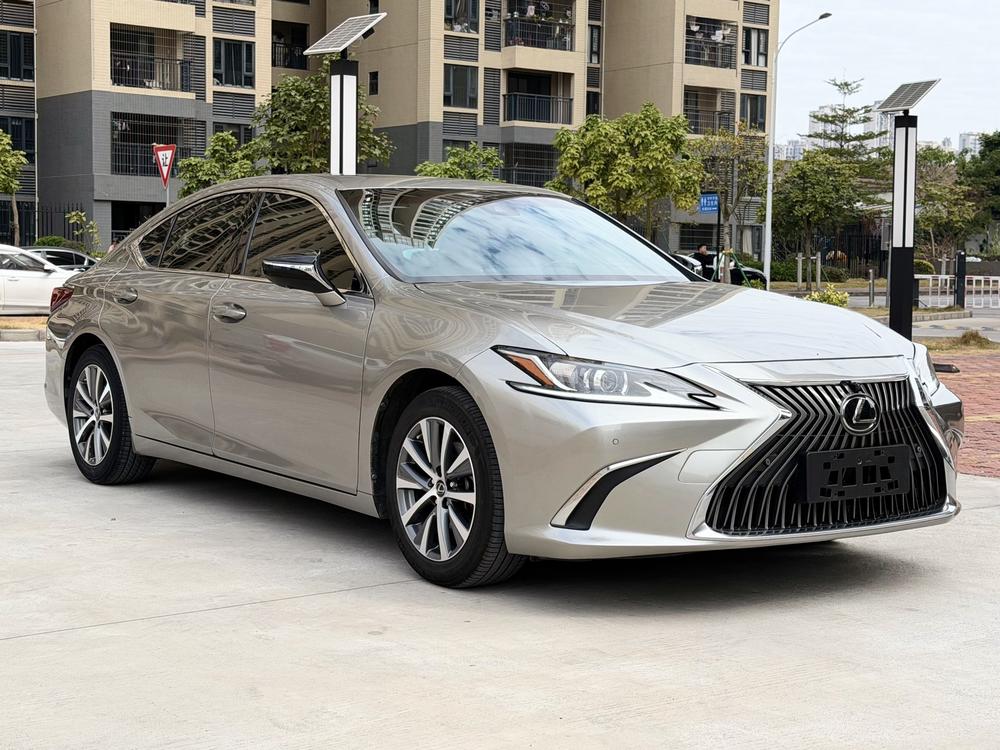 Lexus Lexus ES