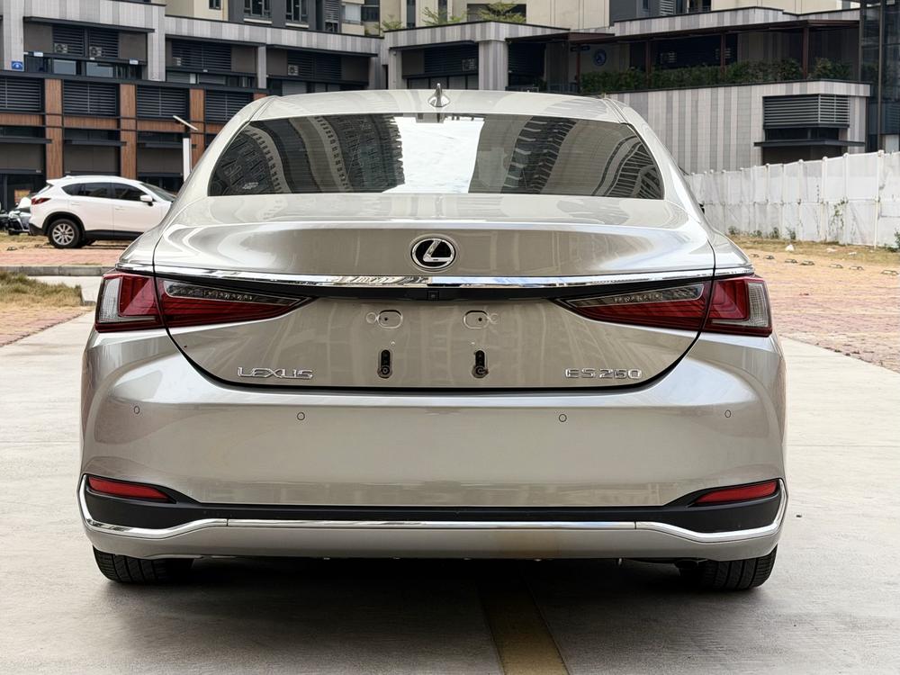 Lexus Lexus ES