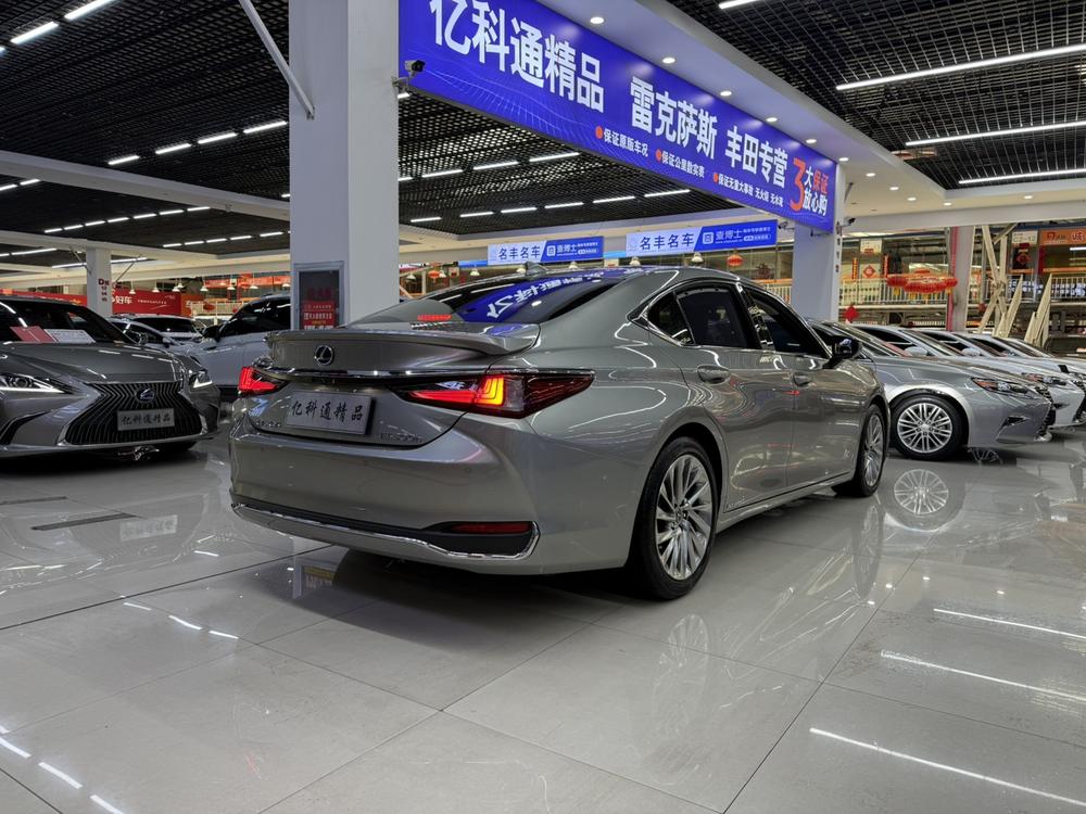 Lexus Lexus ES