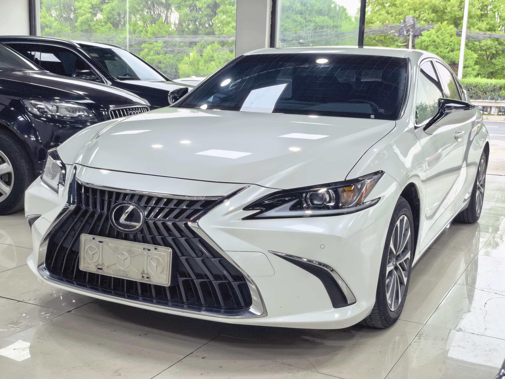 Lexus Lexus ES