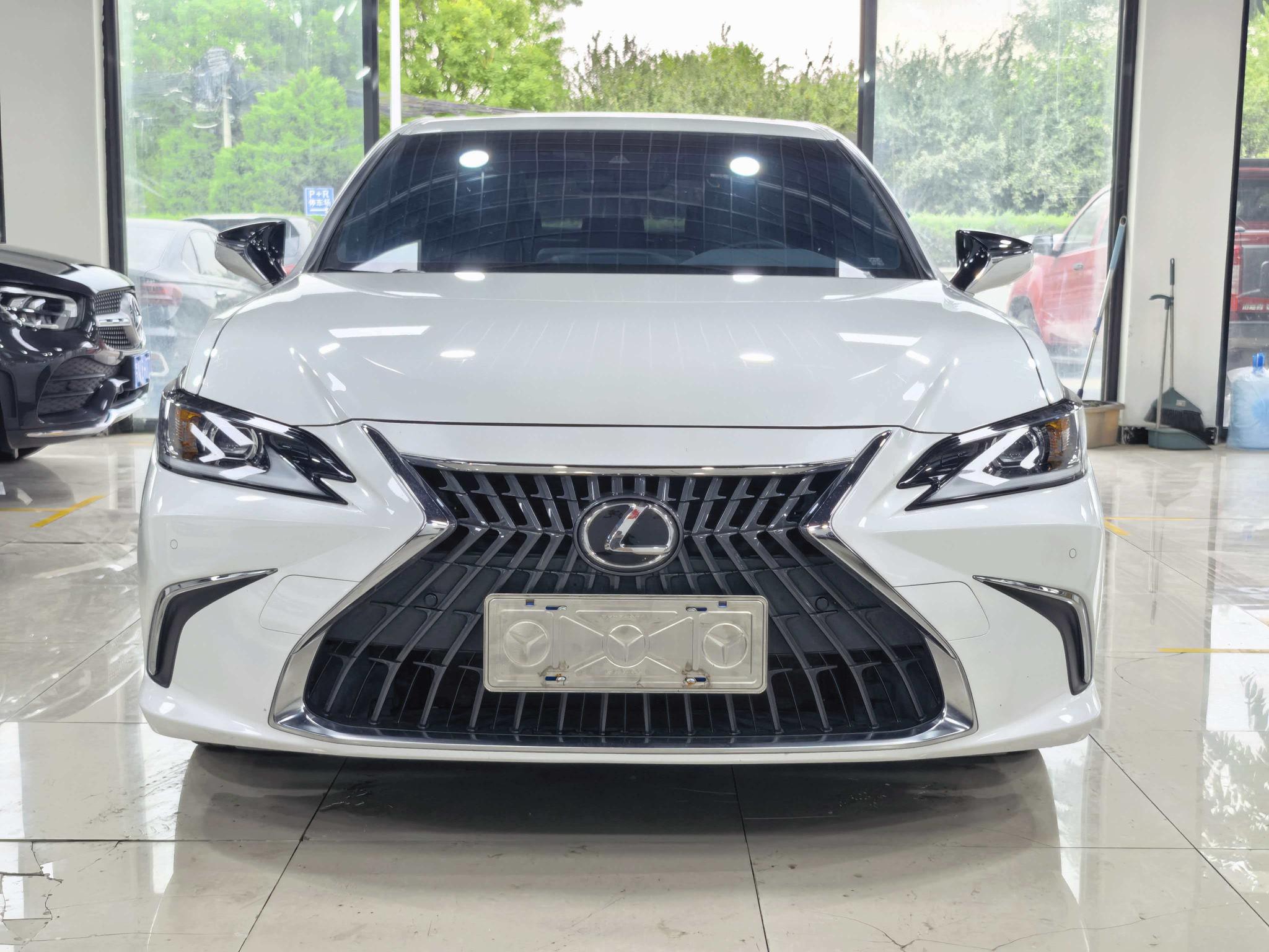 Lexus Lexus ES