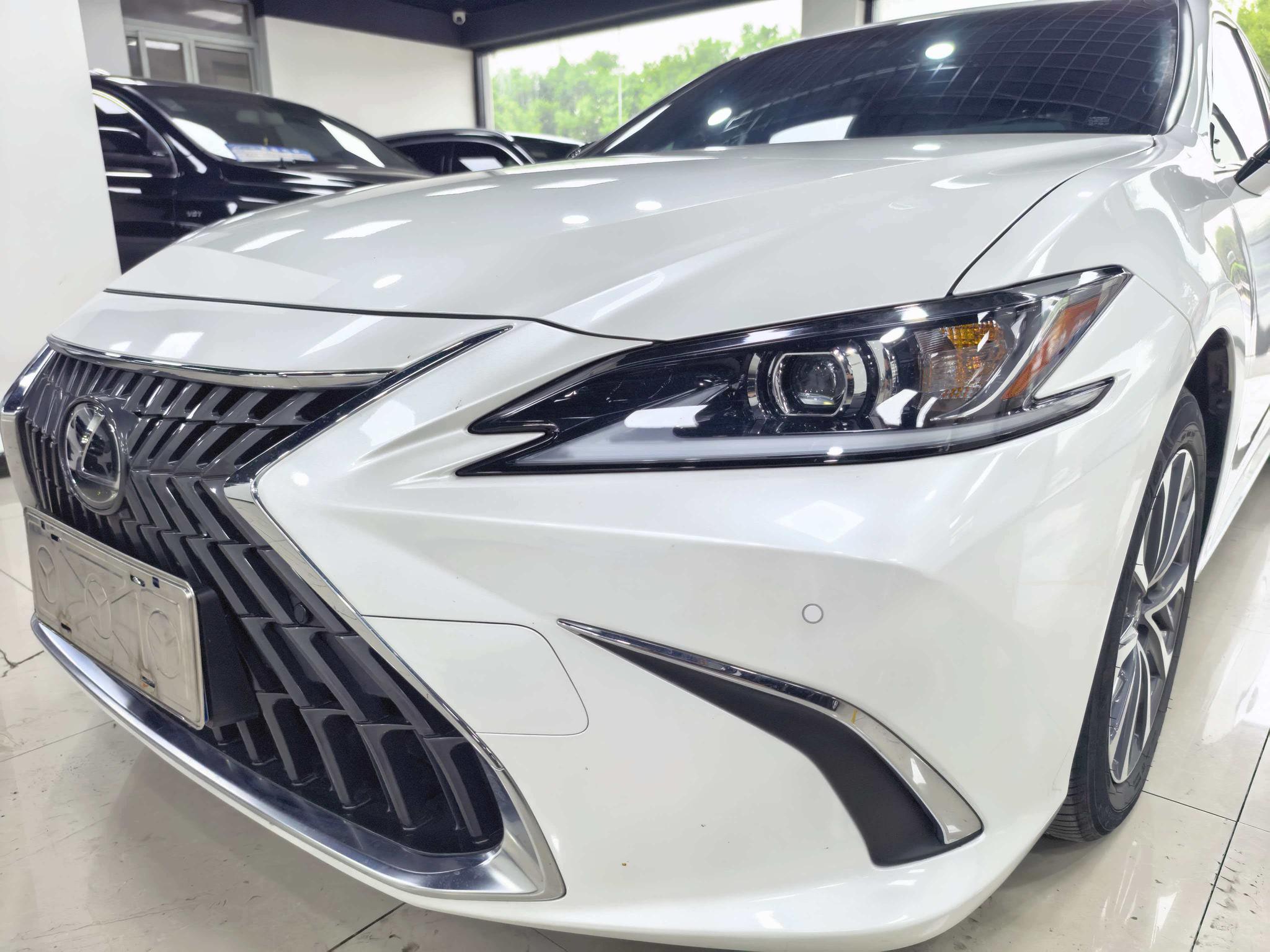 Lexus Lexus ES