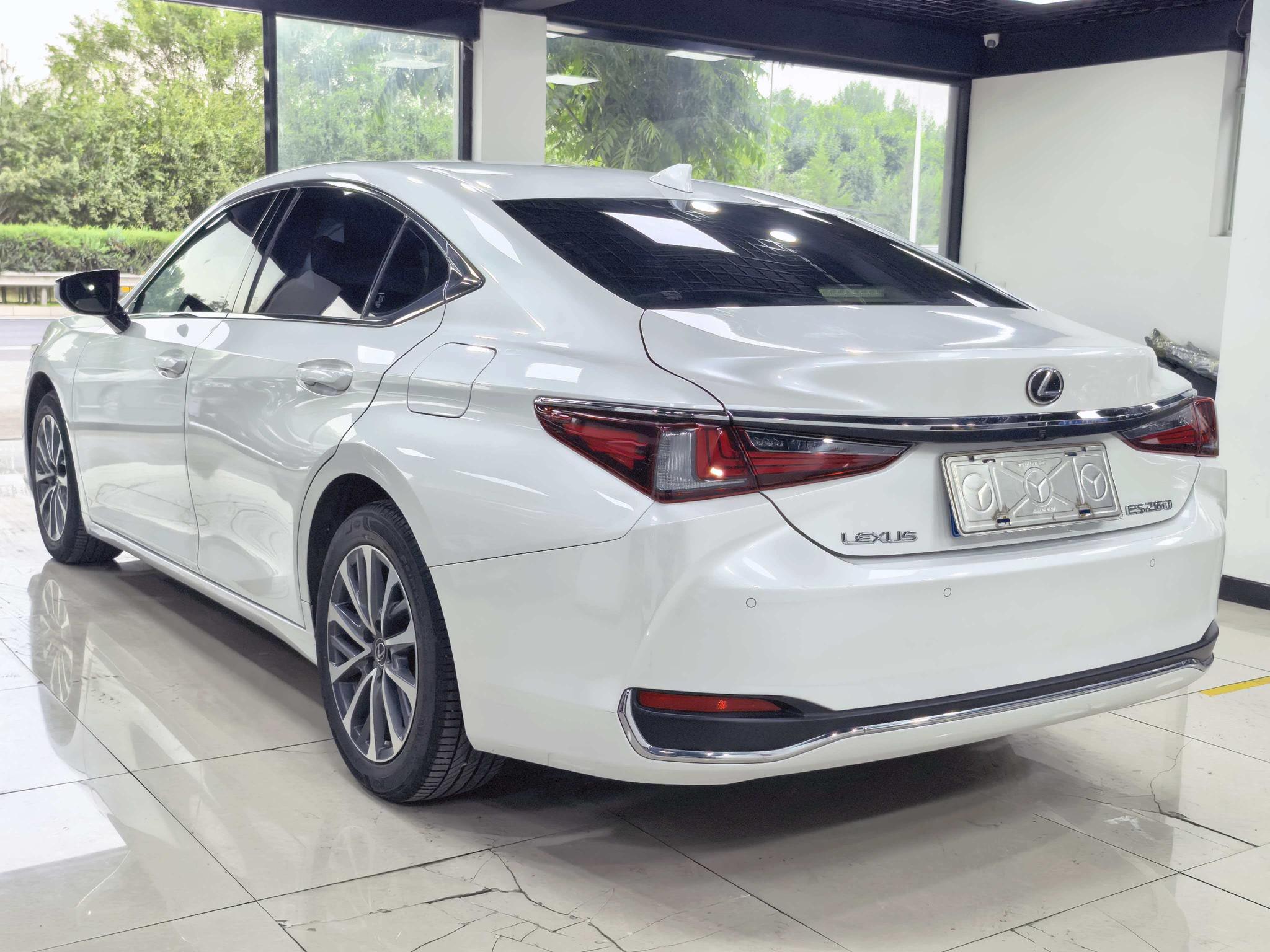 Lexus Lexus ES