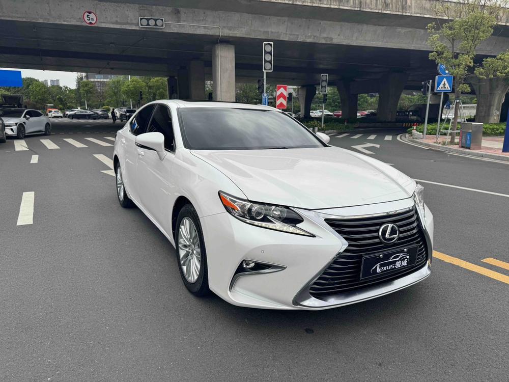 Lexus Lexus ES
