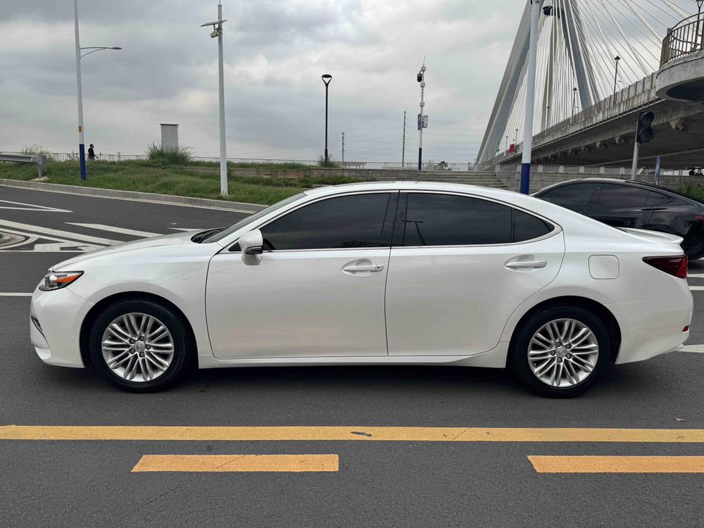Lexus Lexus ES