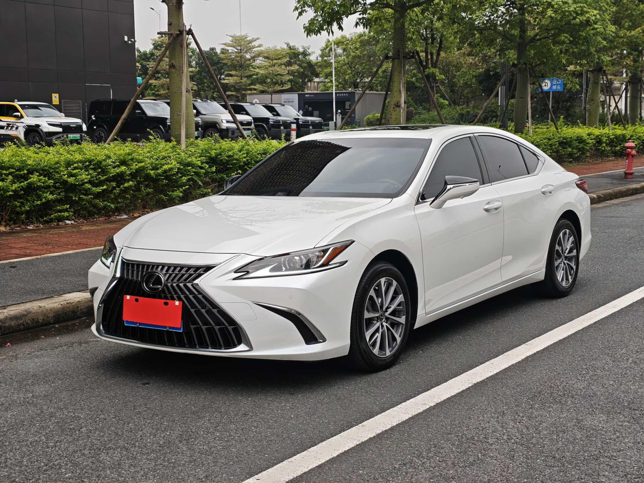Lexus Lexus ES