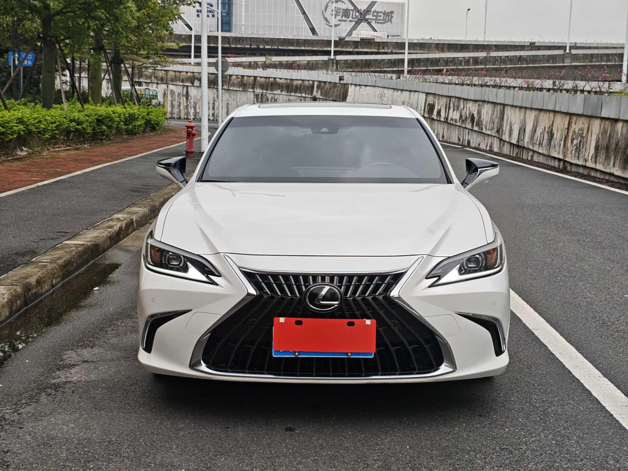 Lexus Lexus ES
