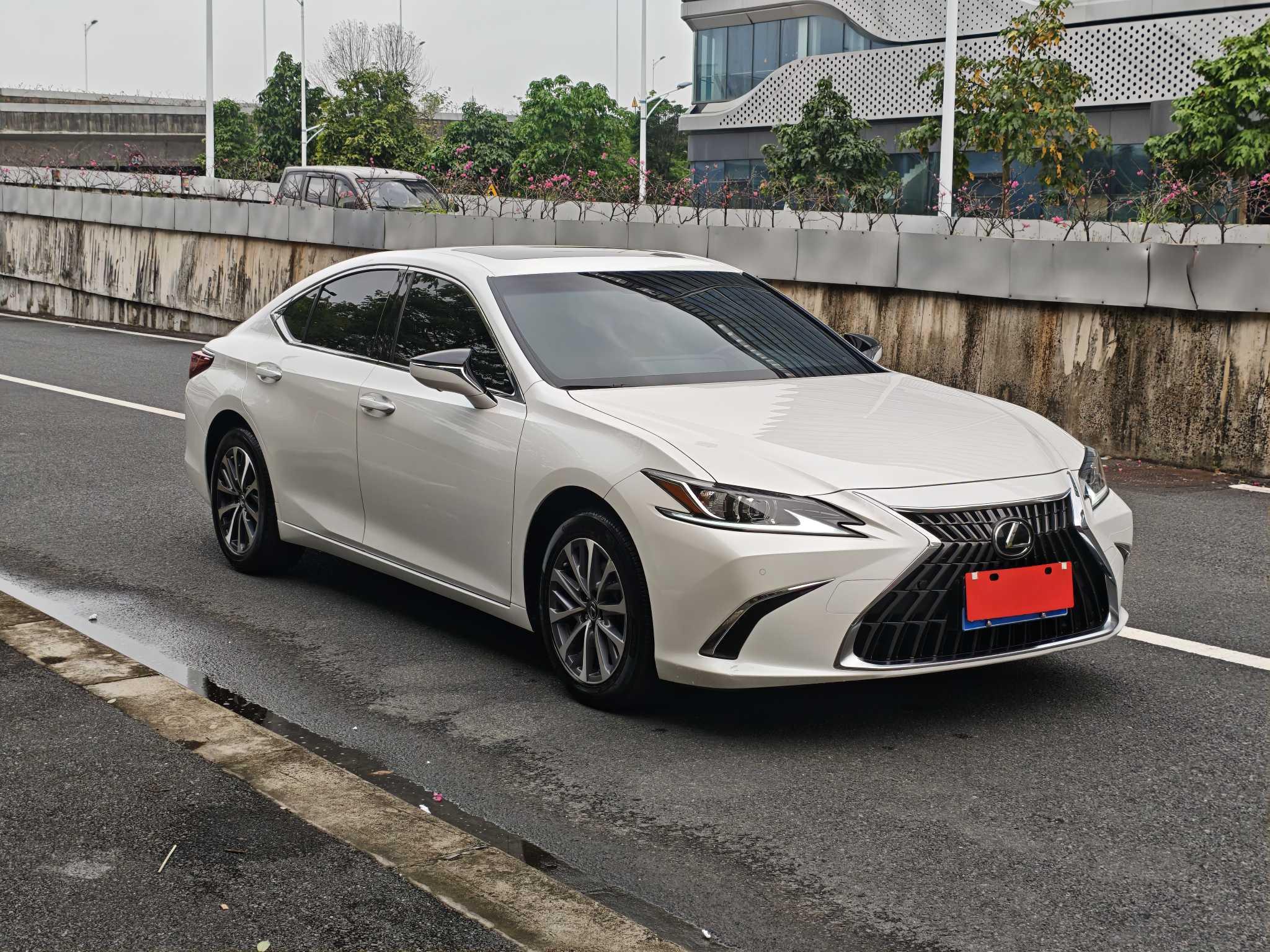 Lexus Lexus ES