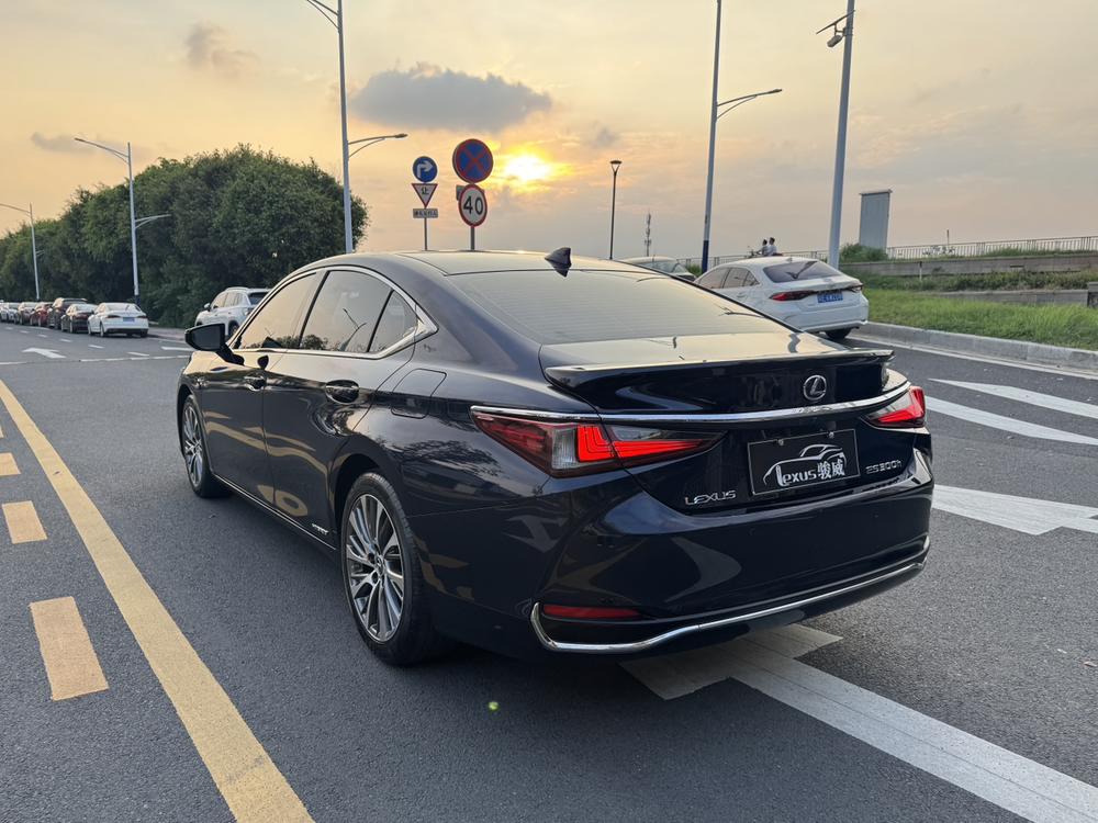 Lexus Lexus ES