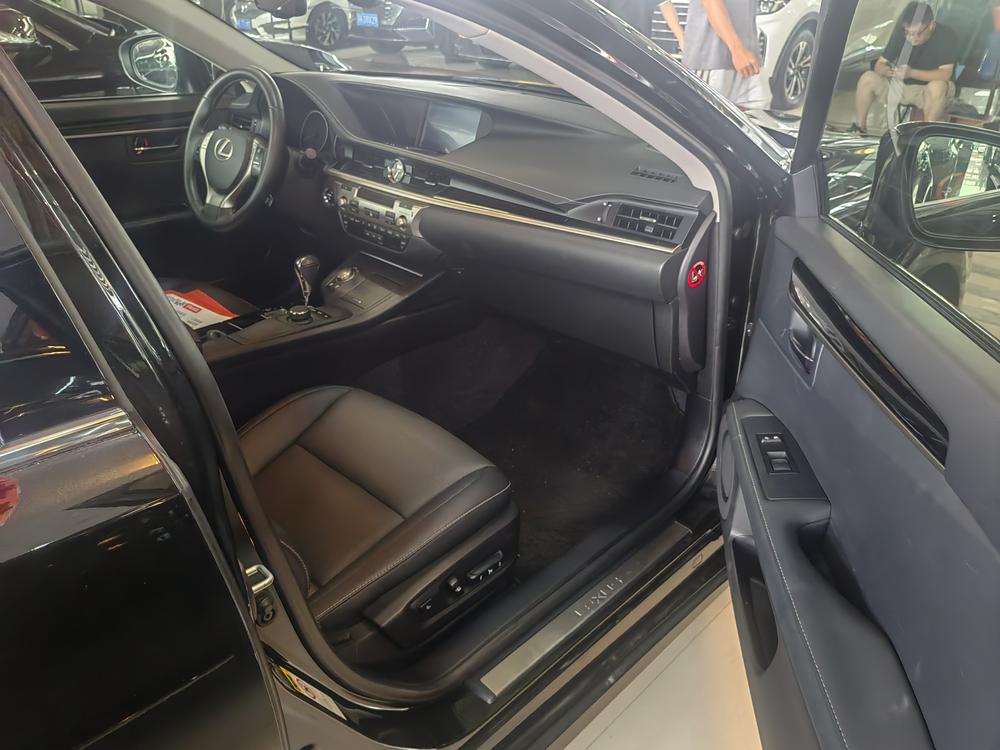 Lexus Lexus ES