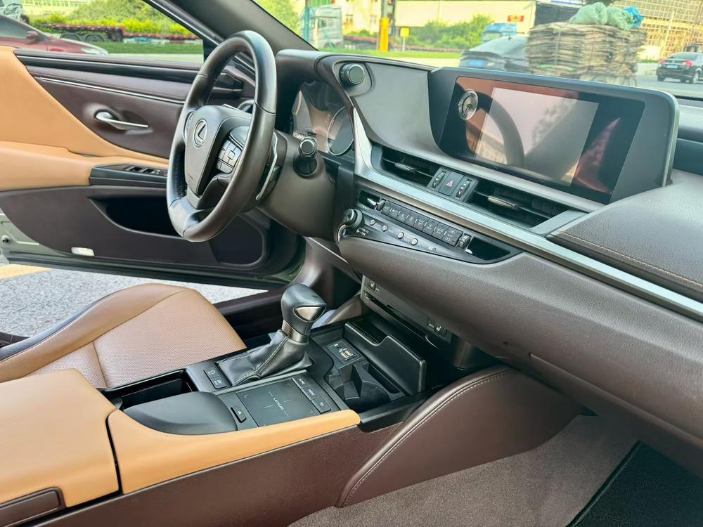 Lexus Lexus ES