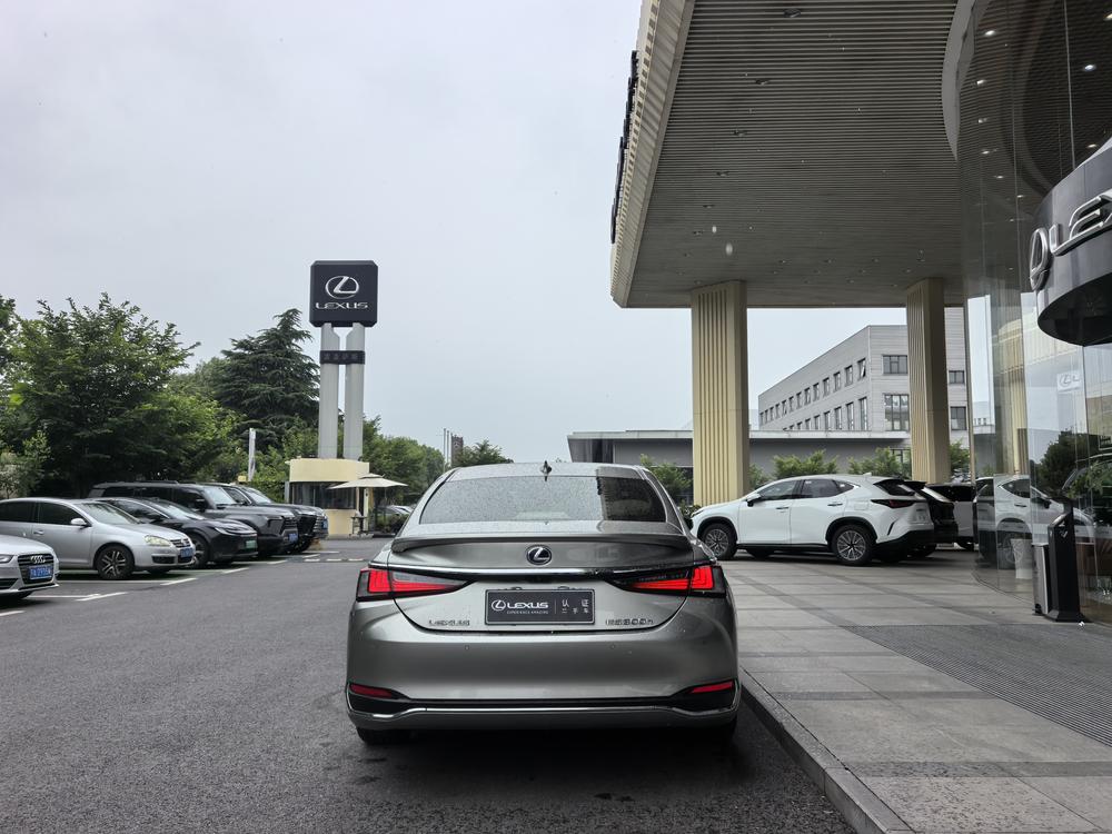 Lexus Lexus ES