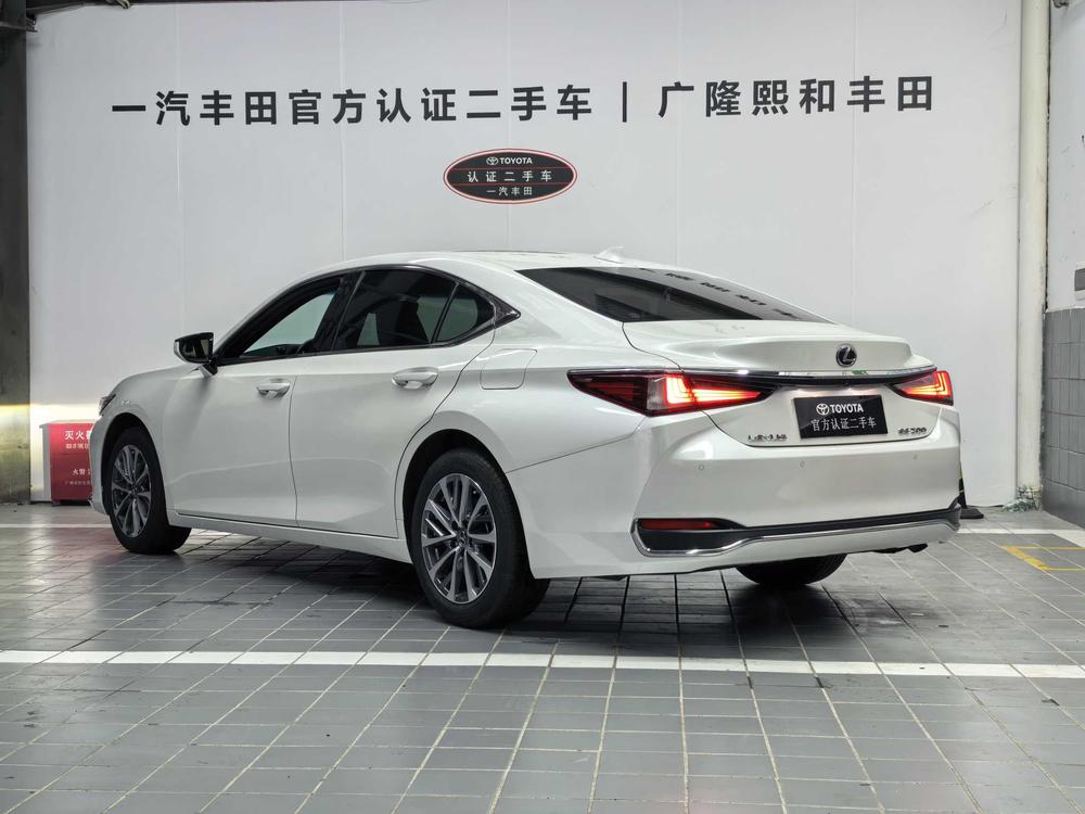 Lexus Lexus ES