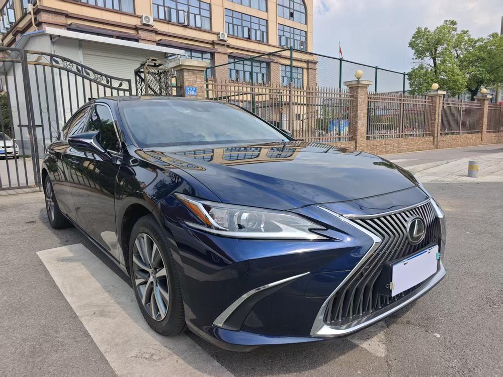 Lexus Lexus ES