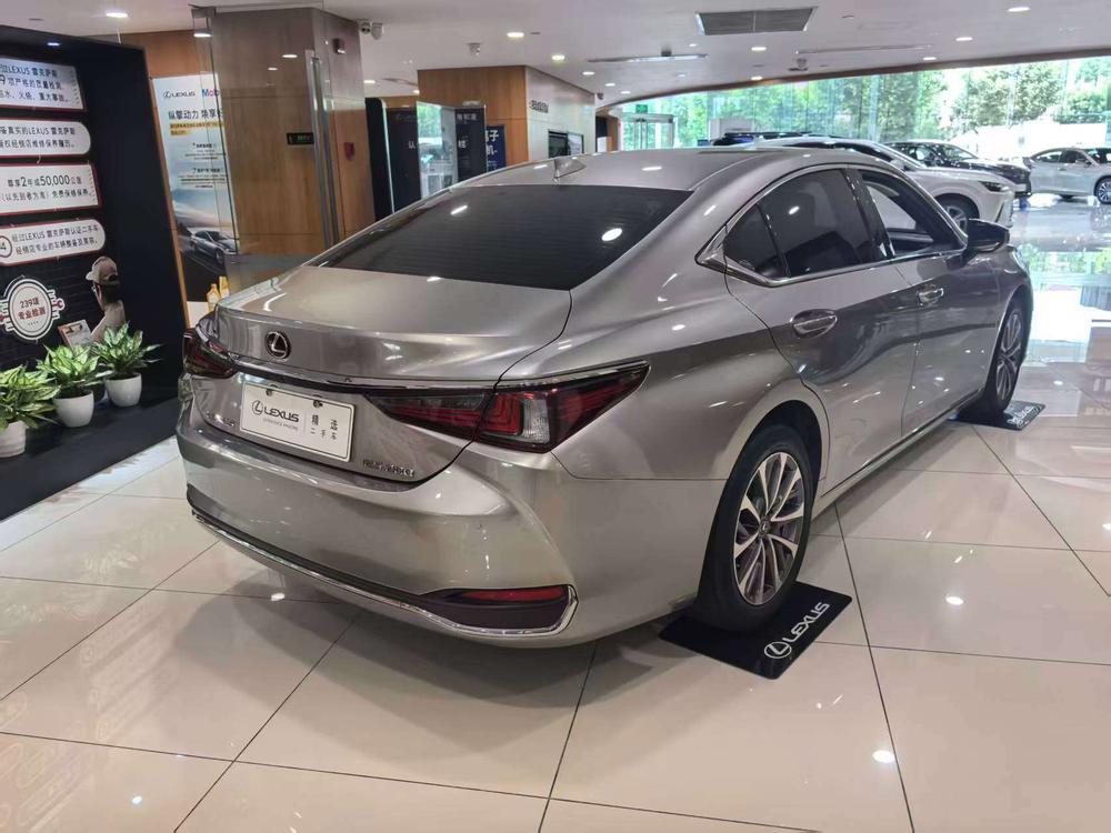 Lexus Lexus ES