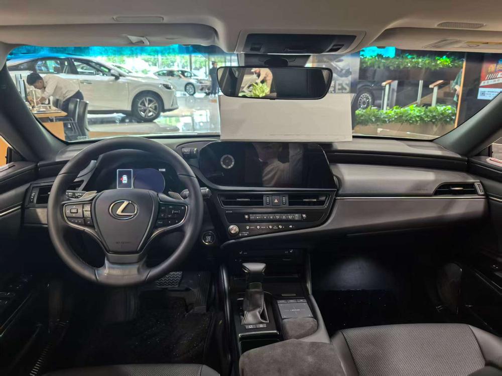 Lexus Lexus ES
