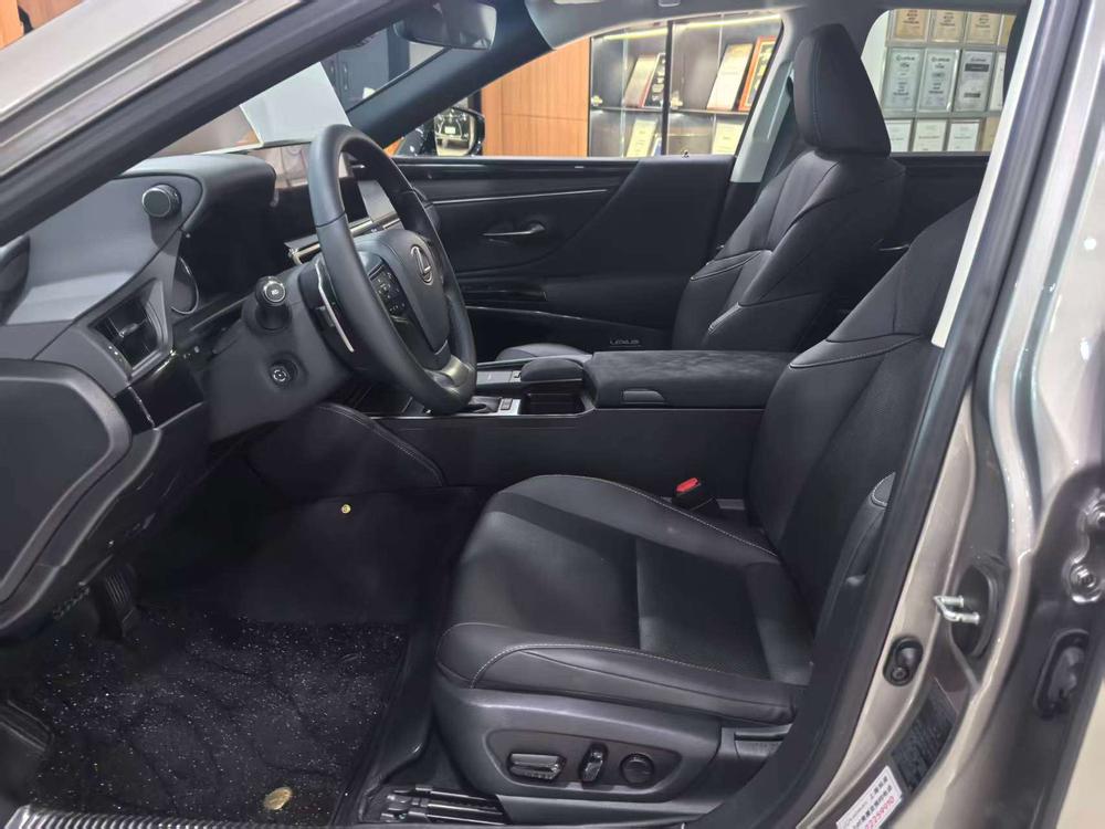 Lexus Lexus ES