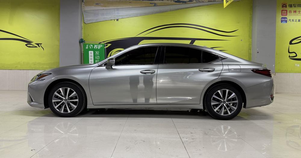 Lexus Lexus ES