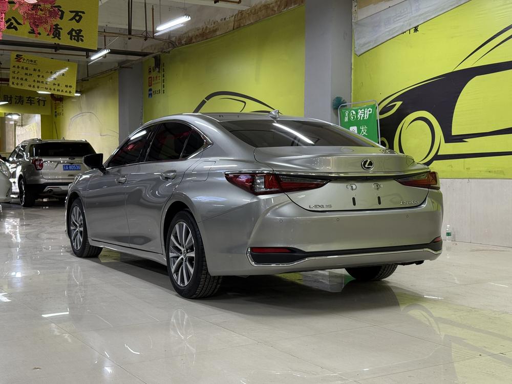 Lexus Lexus ES