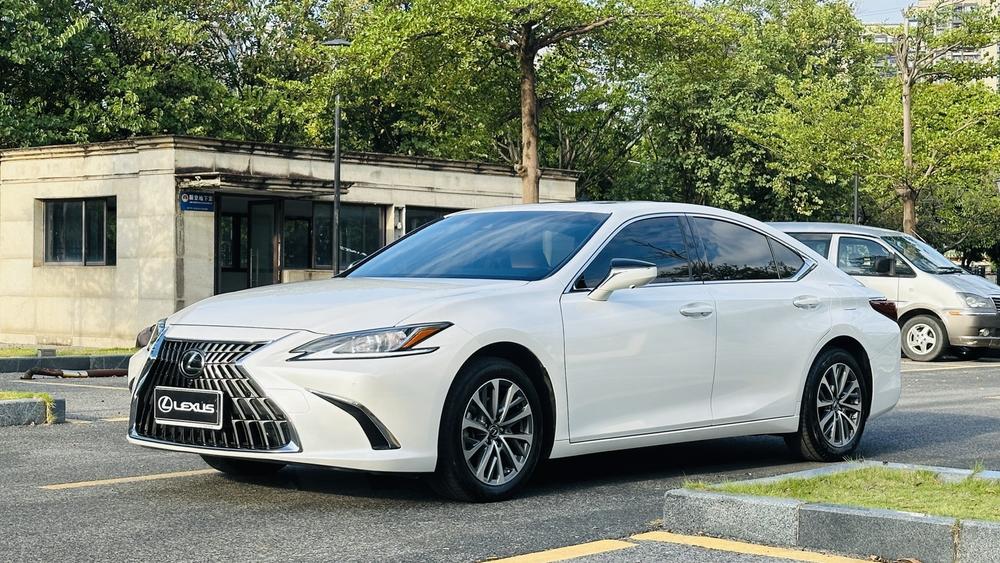 Lexus Lexus ES