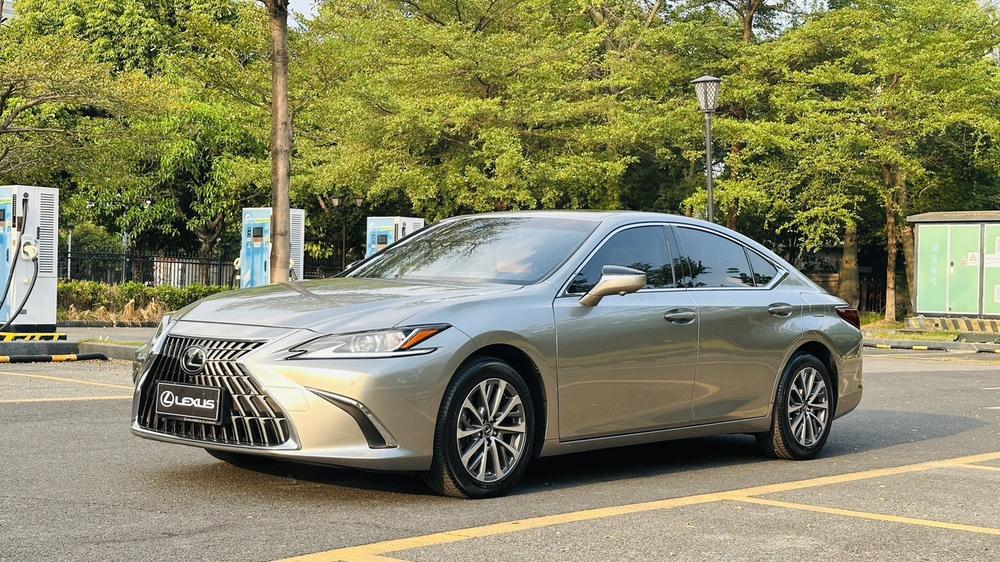 Lexus Lexus ES