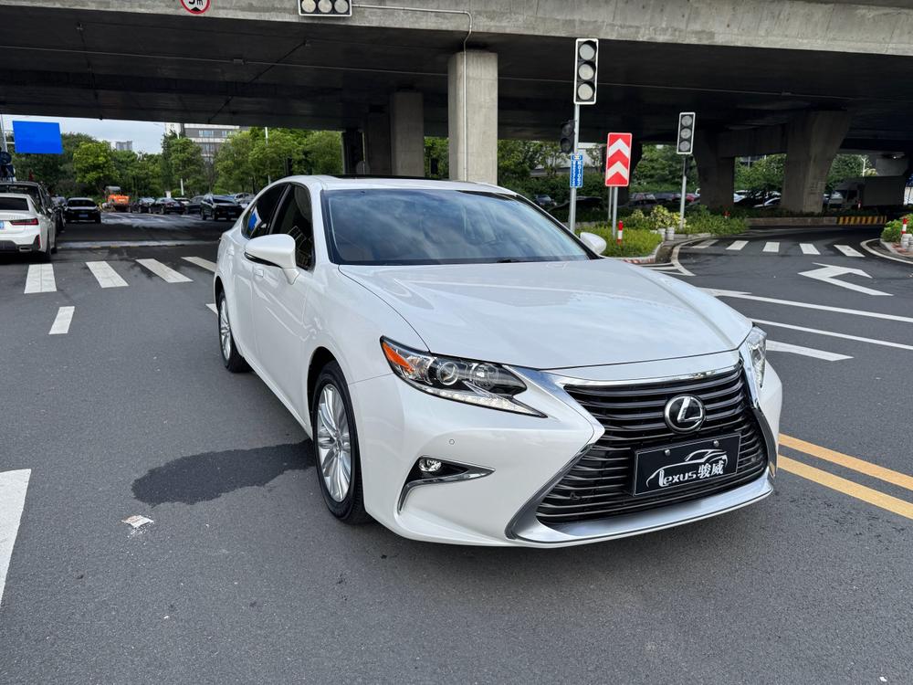 Lexus Lexus ES