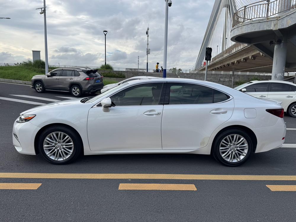Lexus Lexus ES