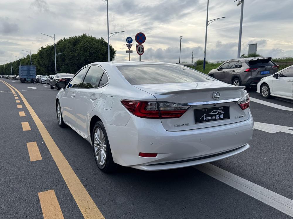 Lexus Lexus ES