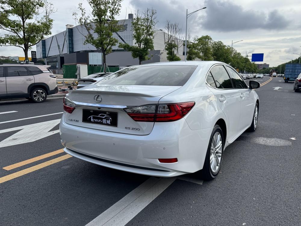 Lexus Lexus ES