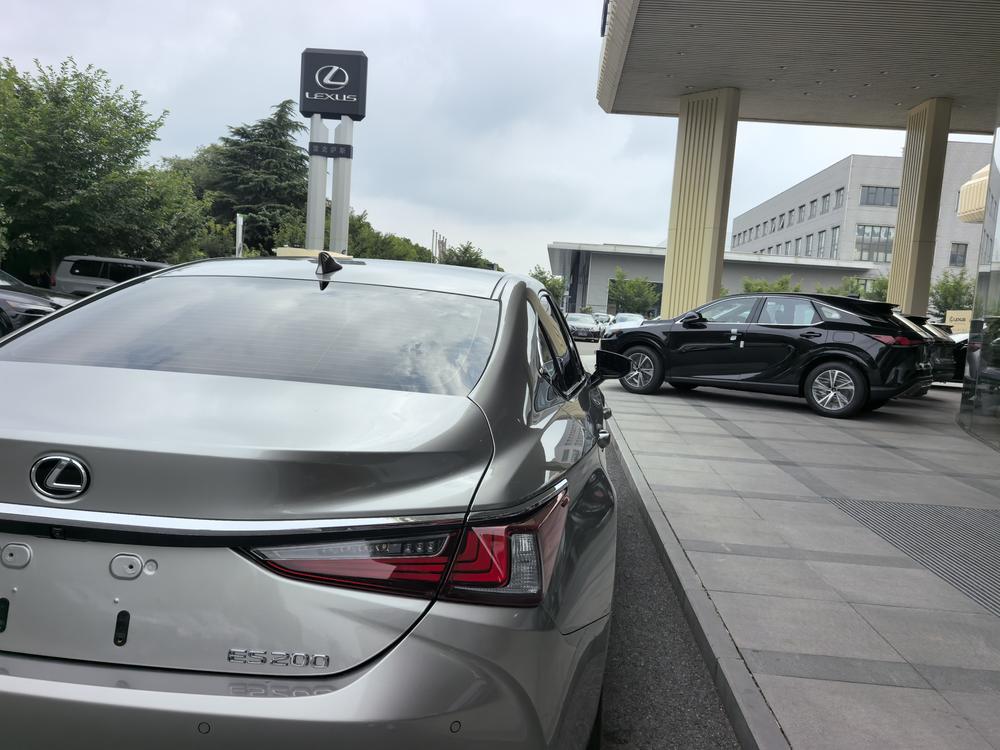 Lexus Lexus ES