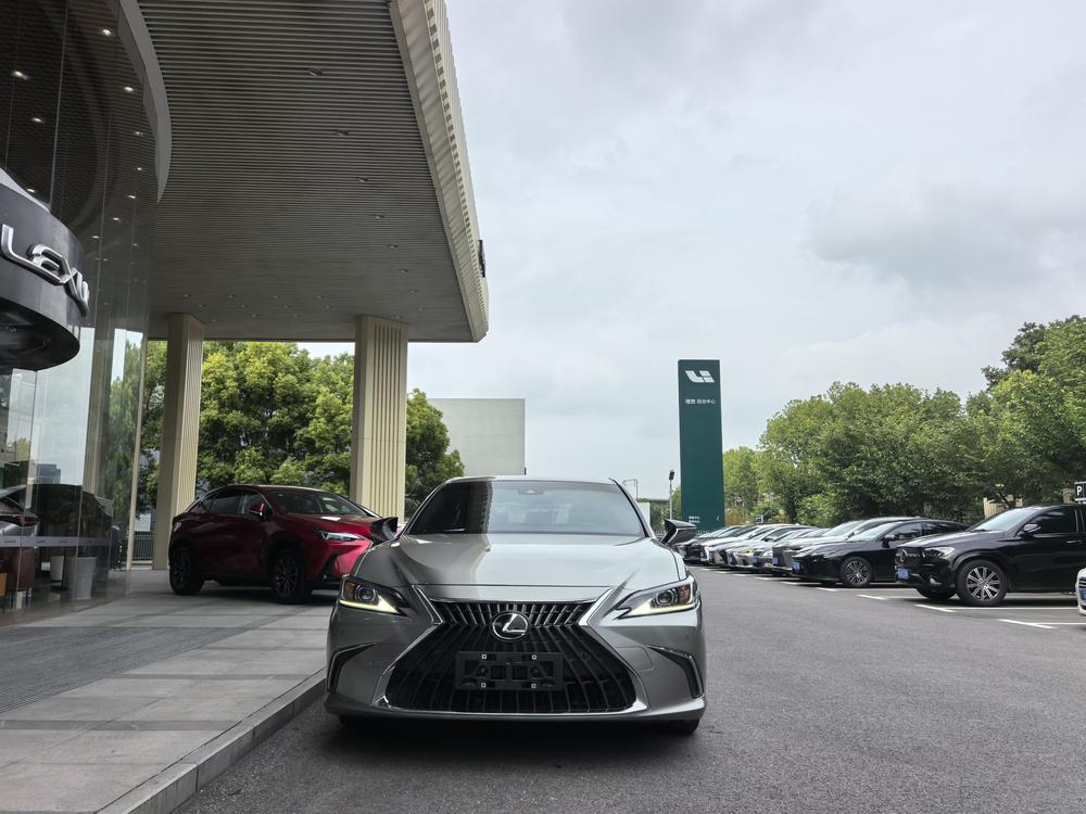 Lexus Lexus ES