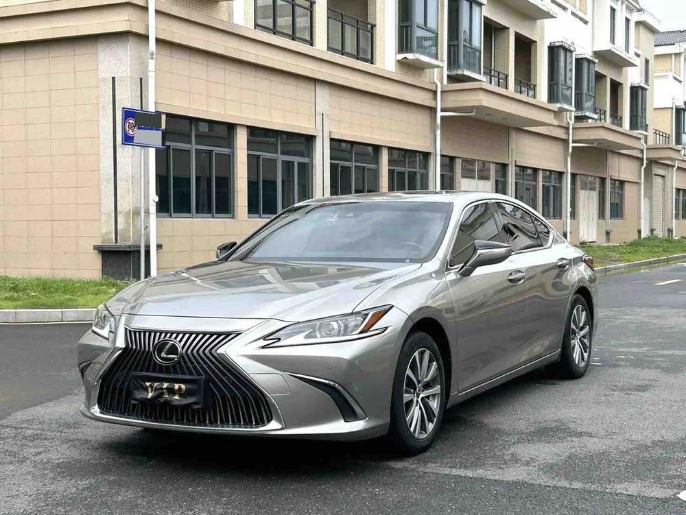 Lexus Lexus ES