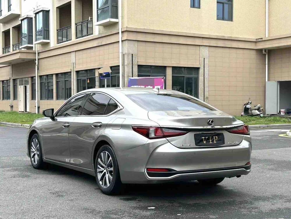 Lexus Lexus ES