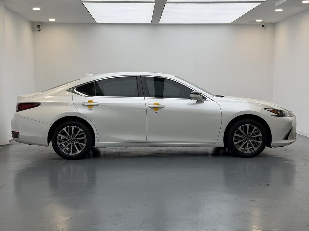 Lexus Lexus ES