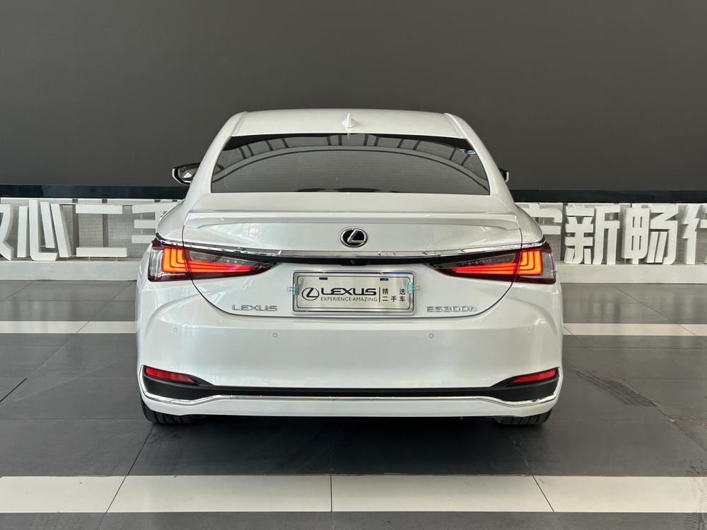Lexus Lexus ES