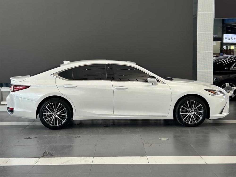 Lexus Lexus ES