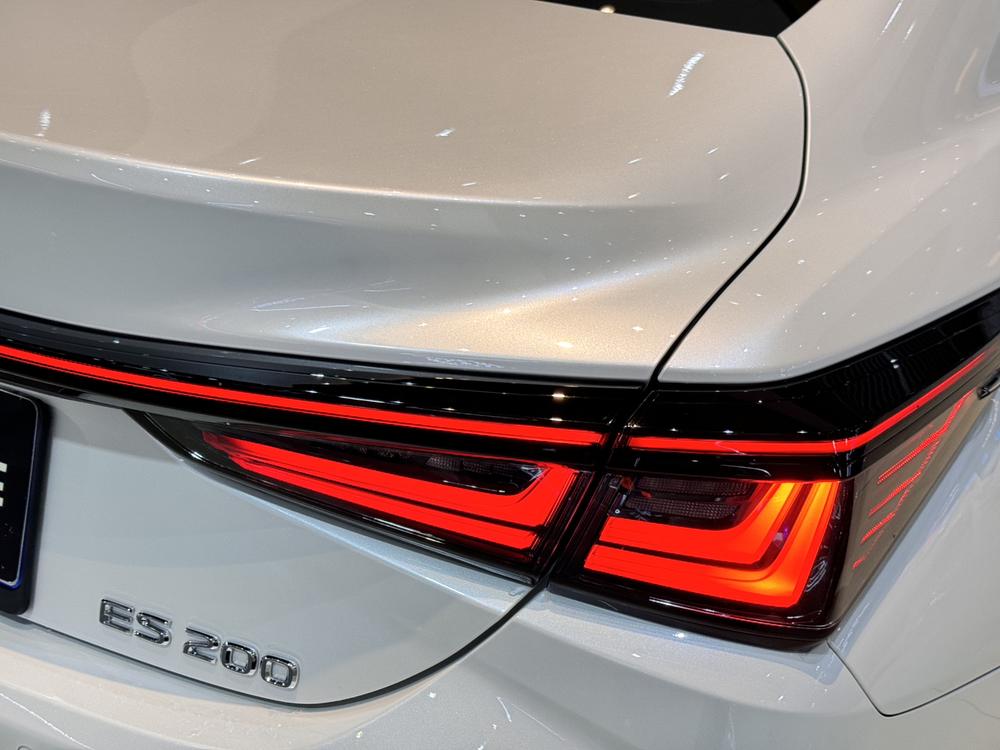 Lexus Lexus ES