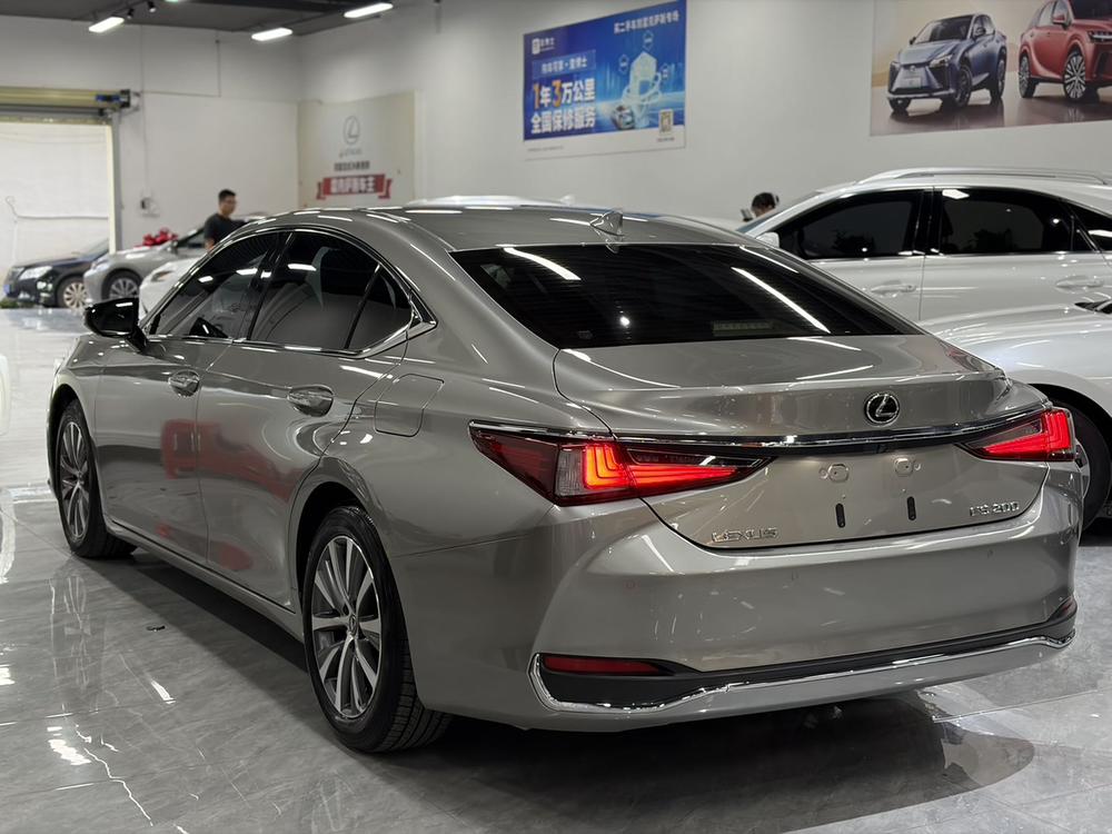 Lexus Lexus ES